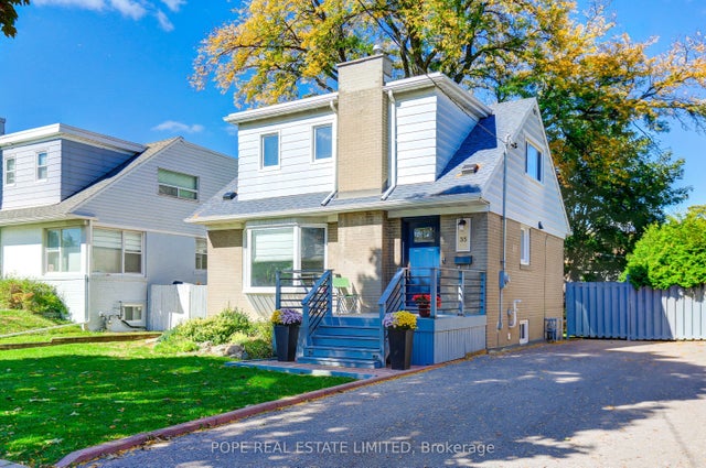 35 Tofield Crescent, Toronto W10