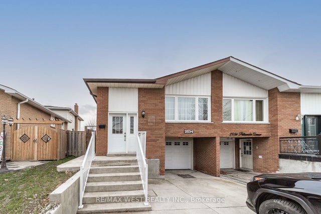 2534 Palisander Avenue Lower, Mississauga