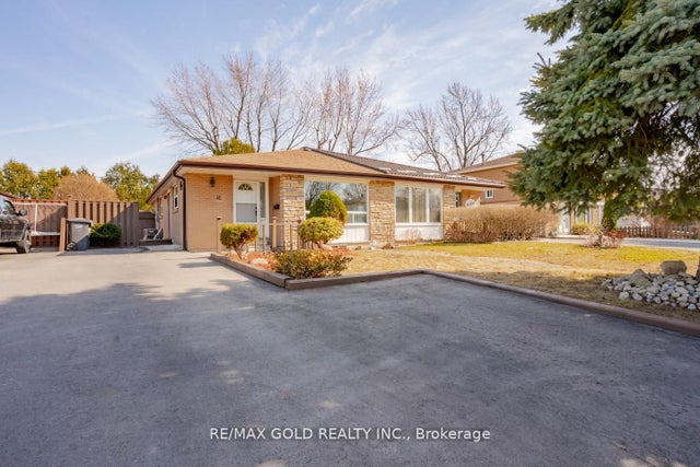 41 Danesbury Crescent, Brampton