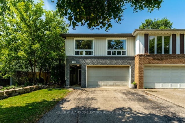 1555 Newlands Crescent, Burlington
