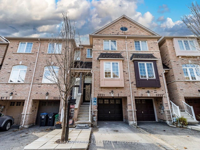 3221 Redpath Circle, Mississauga