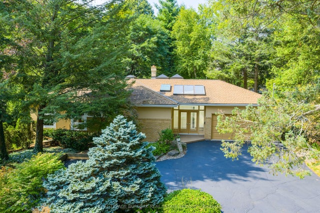 4189 Inglewood Drive, Burlington