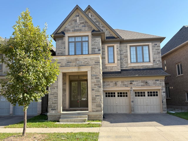 96 Threshing Mill Boulevard, Oakville