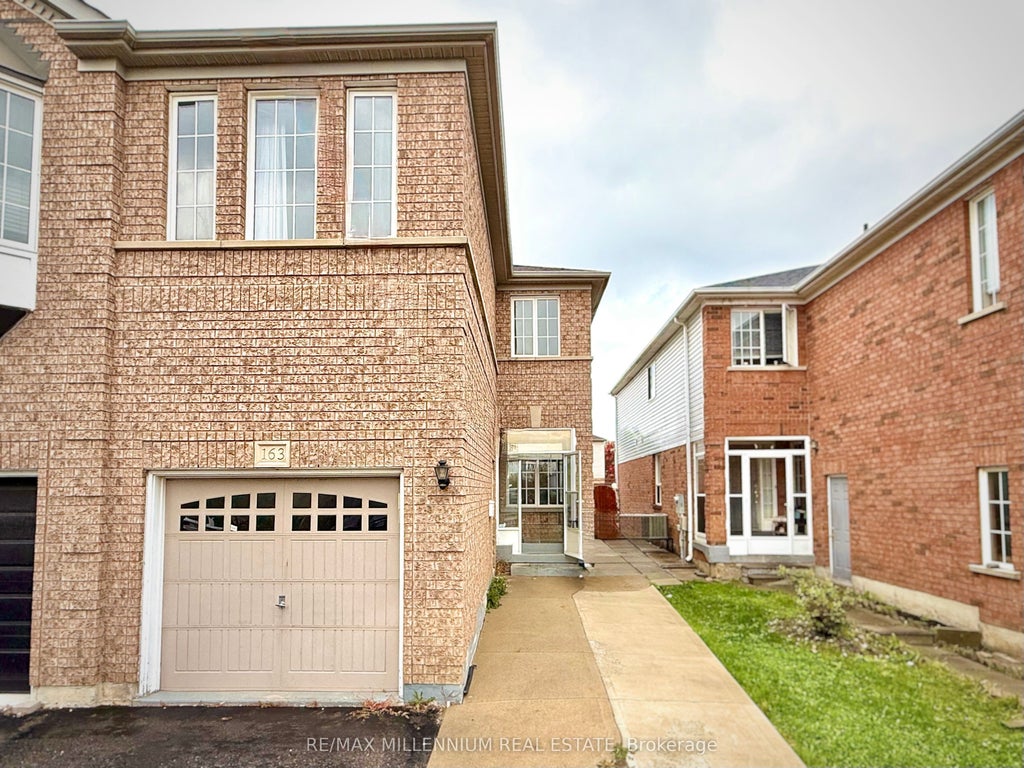 163 Willow Park Dr Drive, Brampton