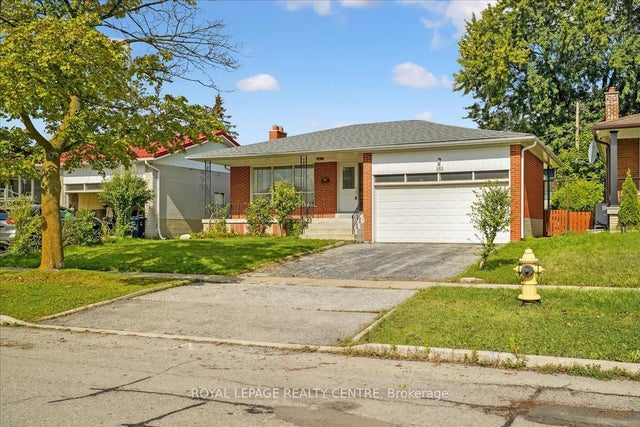 151 Redgrave Drive, Toronto W09