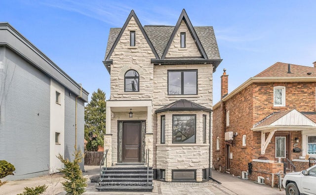 603 Royal York Road, Toronto W07
