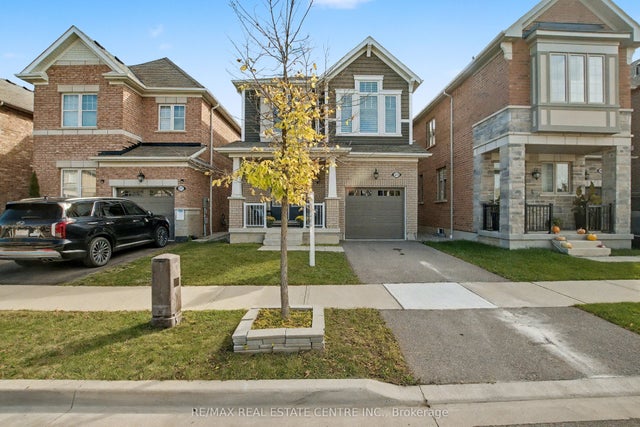 573 Juneberry Court, Milton