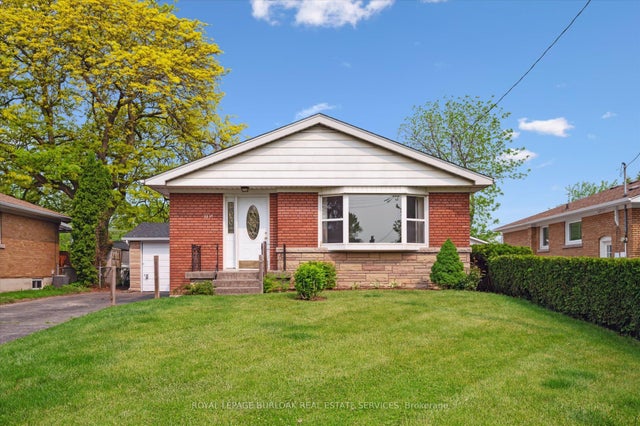 2237 Joyce Street, Burlington