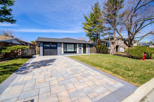 6 Willis Drive, Brampton