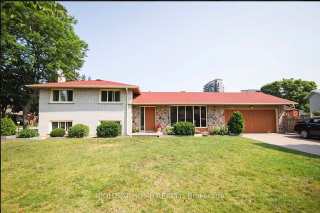 1 Cotillion Court, Toronto W08