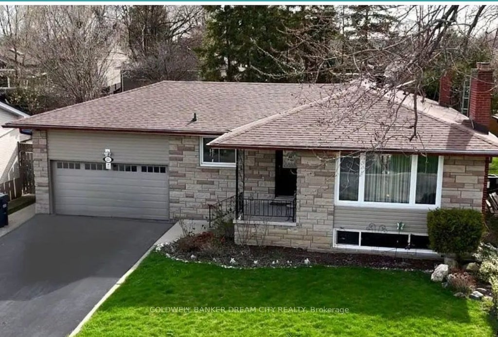 231 Elizabeth Street S Upper, Brampton