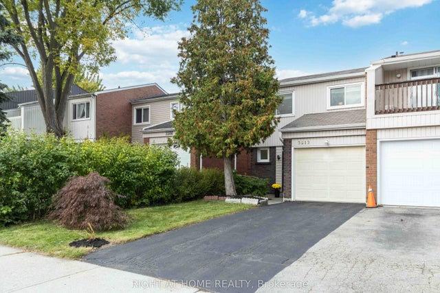 3512 Ash Row Crescent, Mississauga