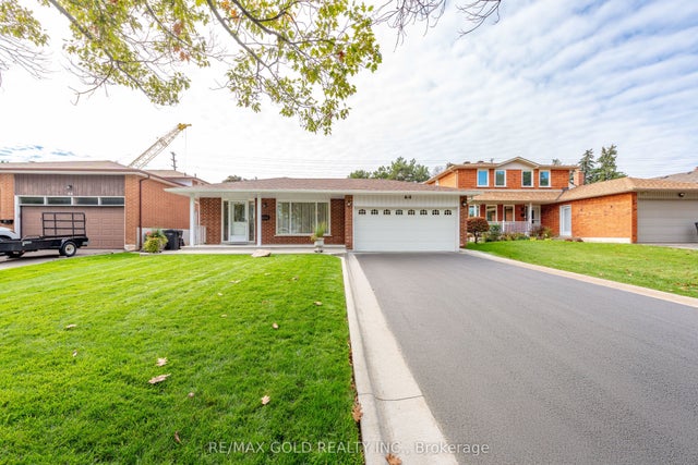 64 Malcolm Crescent, Brampton