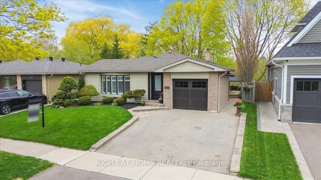 2301 Devon Road, Oakville