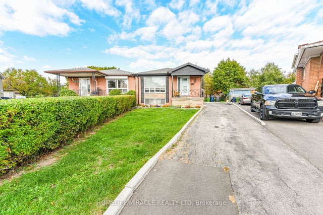 20 Charnleigh Court Basement, Toronto W10