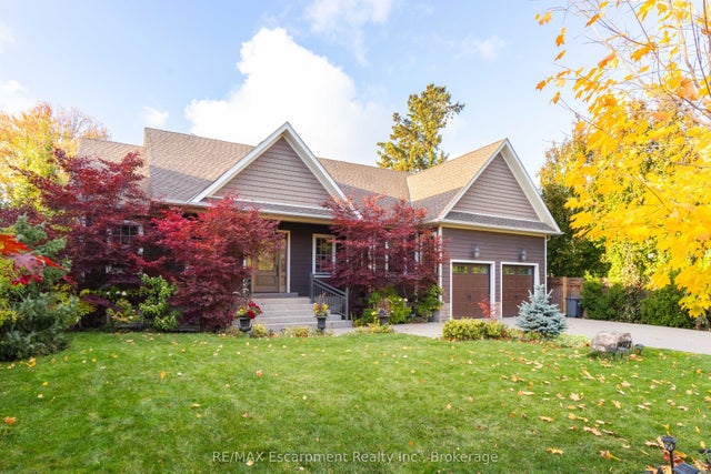 2073 Deramore Drive, Oakville