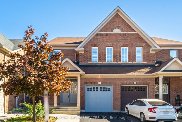 27 Sussexvale Drive, Brampton