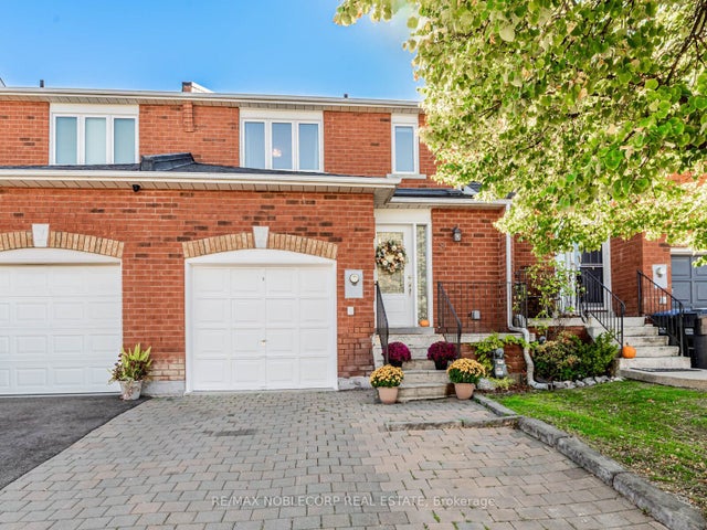 8 Rolling Hills Lane, Caledon