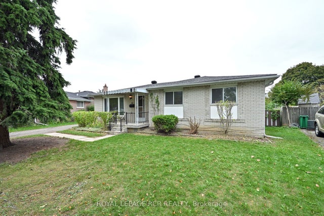 61 Belmont Drive, Brampton