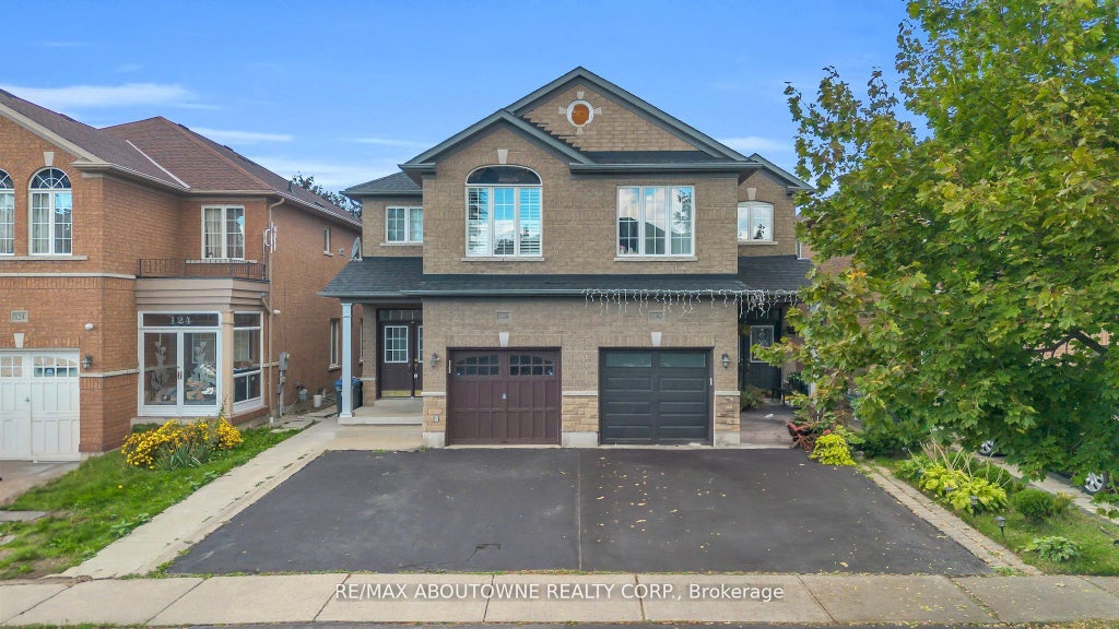 128 Breton Avenue Upper, Mississauga