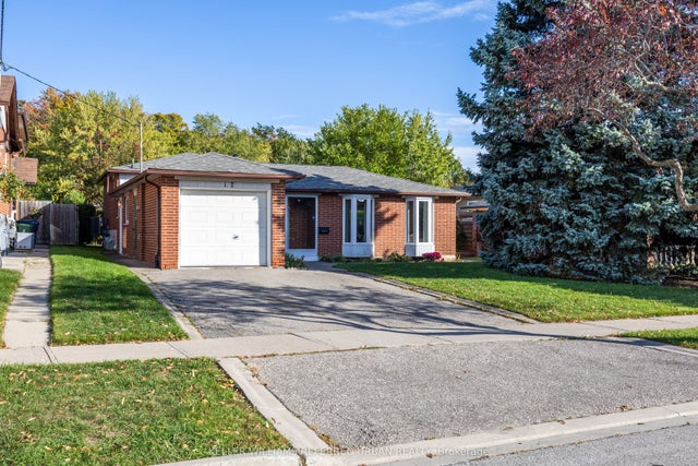 17 Madron Crescent, Toronto W05