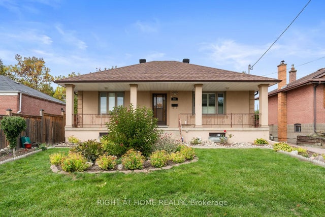 254 Richard Clark Drive, Toronto W05