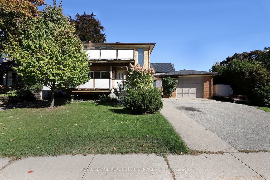 13 Benson Avenue Main Floor, Mississauga