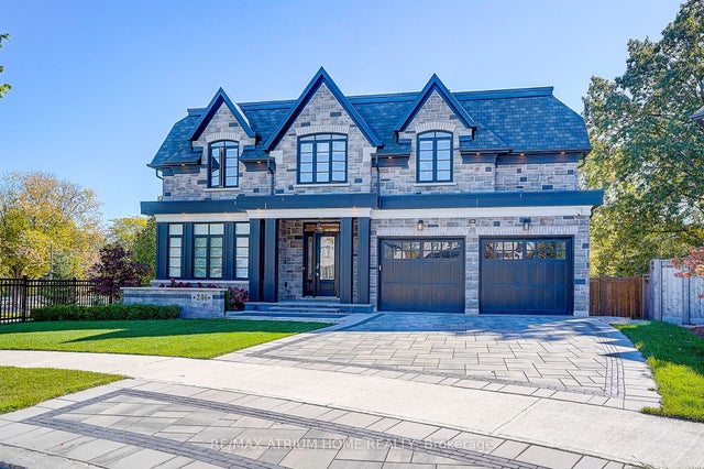 246 Nyla Court, Oakville