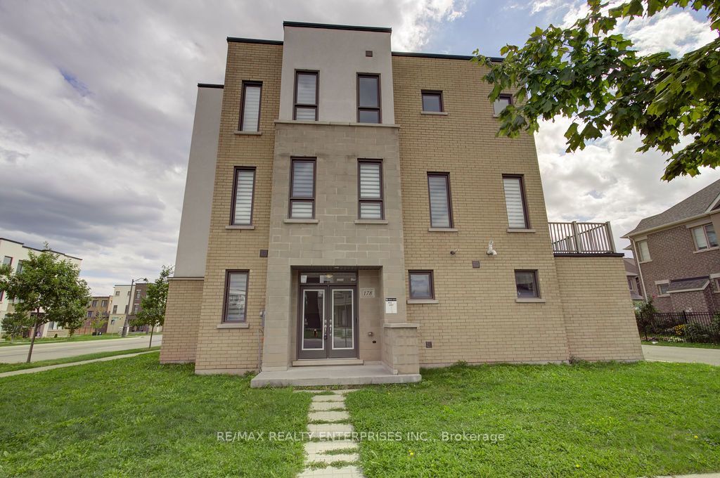 178 Wheat Boom Drive, Oakville