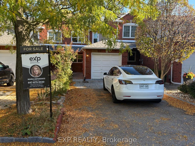 1070 Queens Avenue, Oakville
