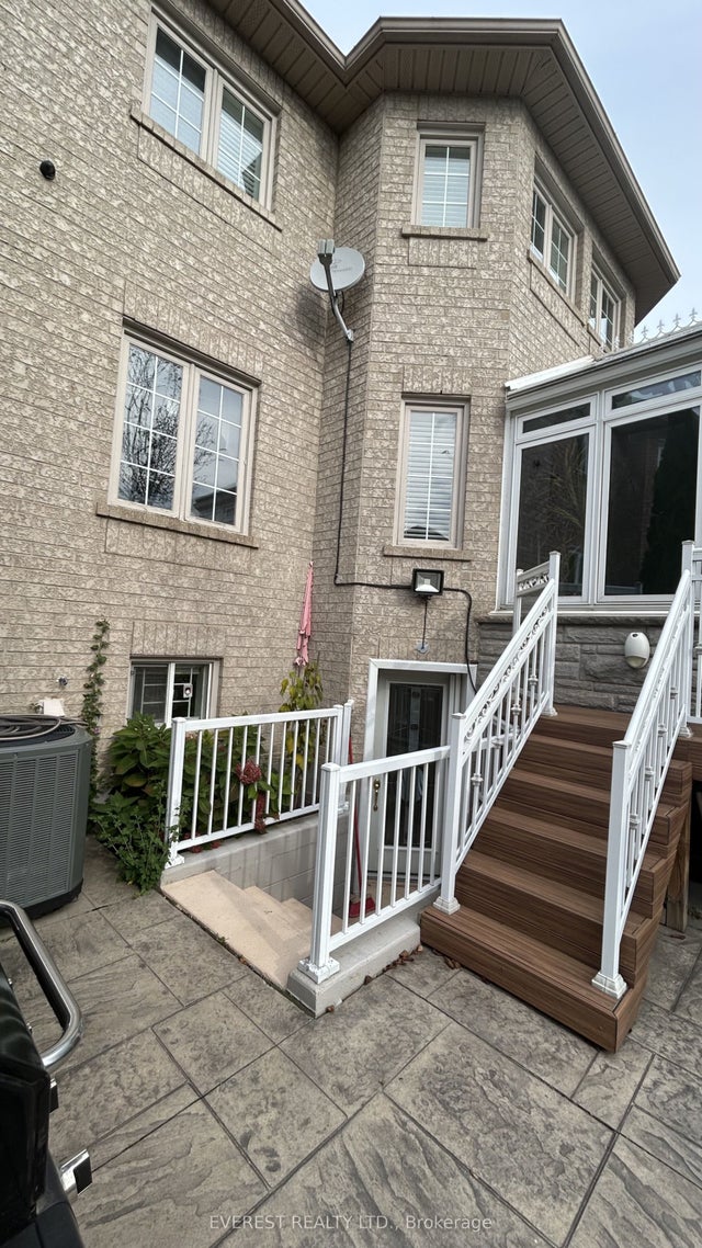 397 Turnberry Crescent, Mississauga