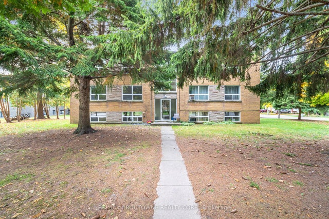 2144 Lilnan Court 2, Burlington