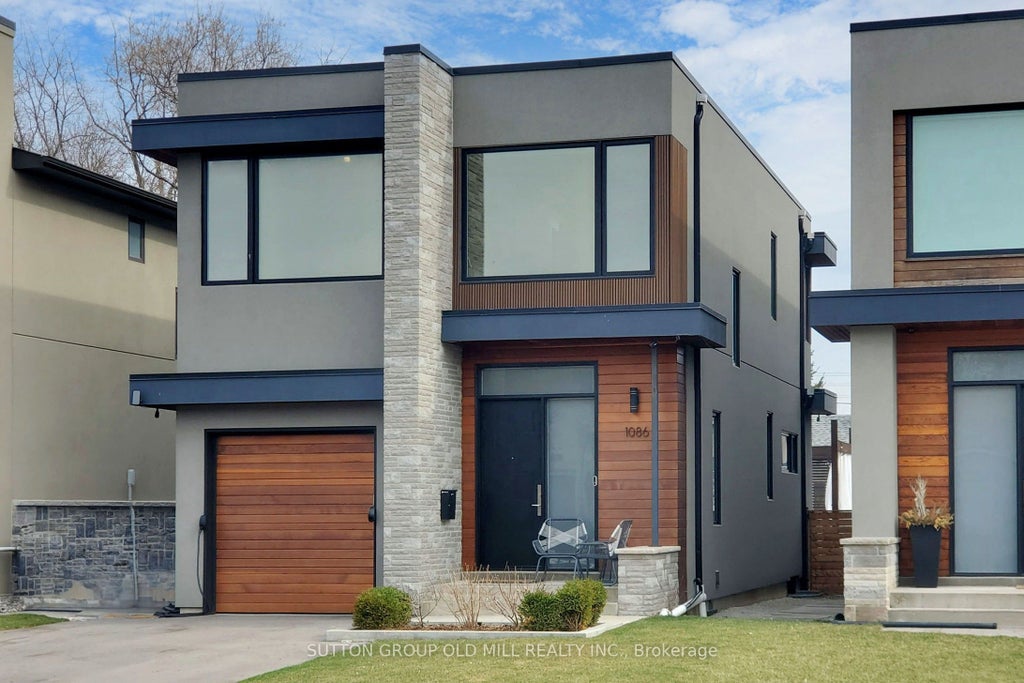 1086 Gardner Avenue, Mississauga
