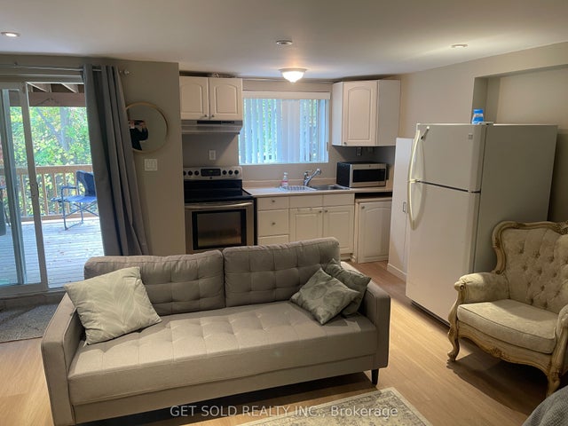 66 Triple Crown Avenue Basement, Toronto W10