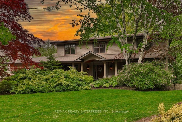 1293 Greenoaks Drive, Mississauga