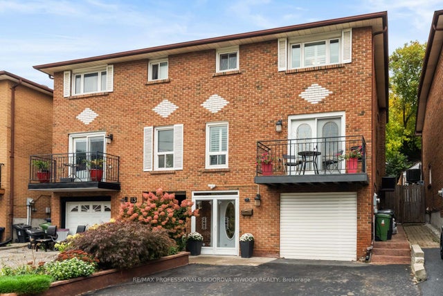 13a Terry Drive, Toronto W03