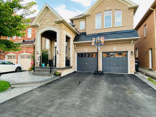 10 Bloom Drive, Brampton