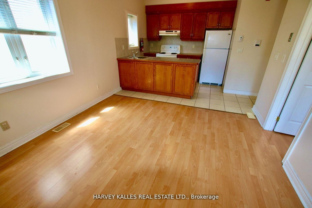 775 Ossington Avenue 2, Toronto W02