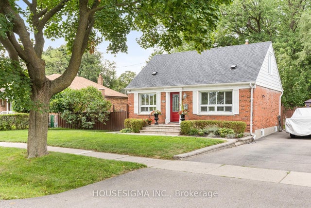 129 Edgecroft Road, Toronto W07