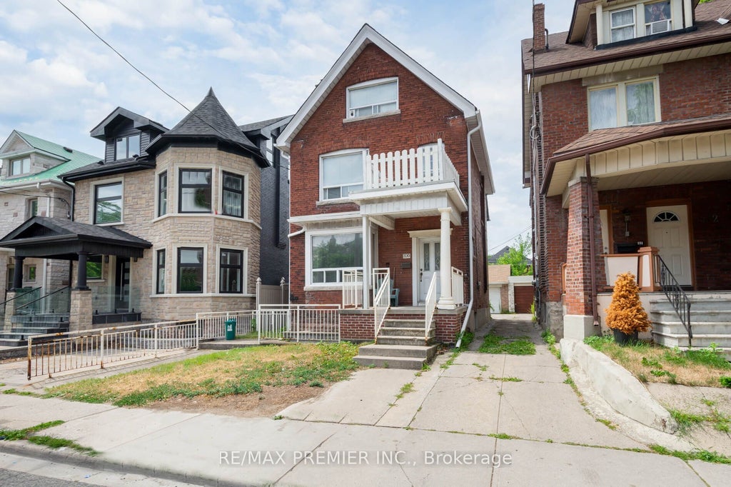 300 Keele Street, Toronto W02