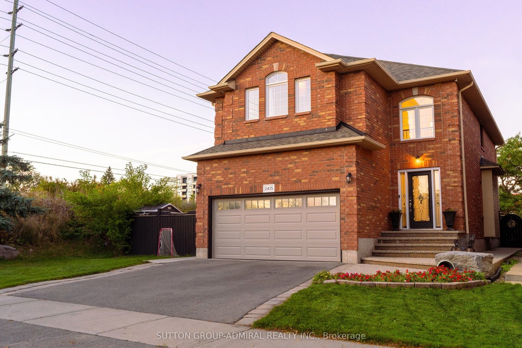 2415 Valley Heights Crescent, Oakville