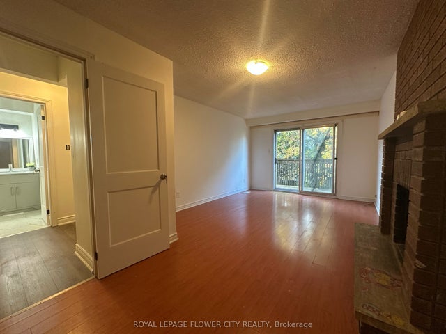 24 Peterson Court, Brampton