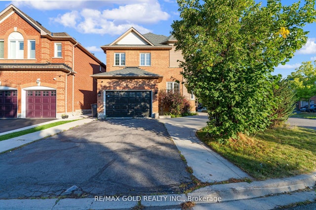 41 Fallstar Crescent, Brampton