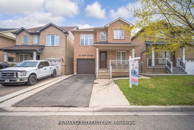 36 Roxton Crescent N, Brampton