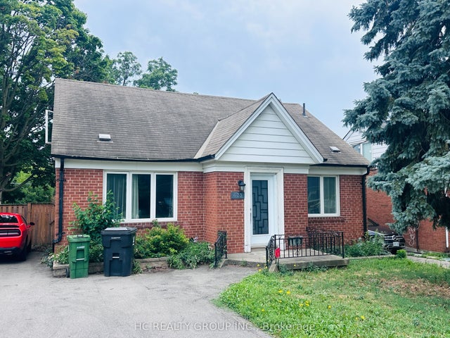 673 Glengrove Avenue W, Toronto W04