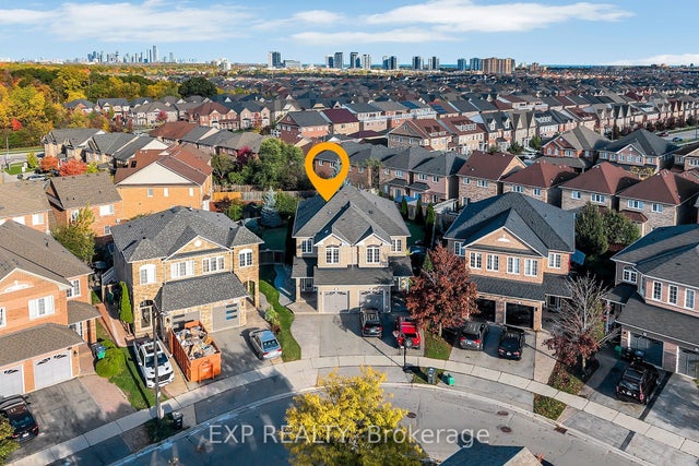 3438 Fountain Park Avenue, Mississauga