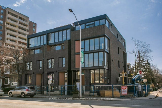 1553 Bloor Street W 6, Toronto W01