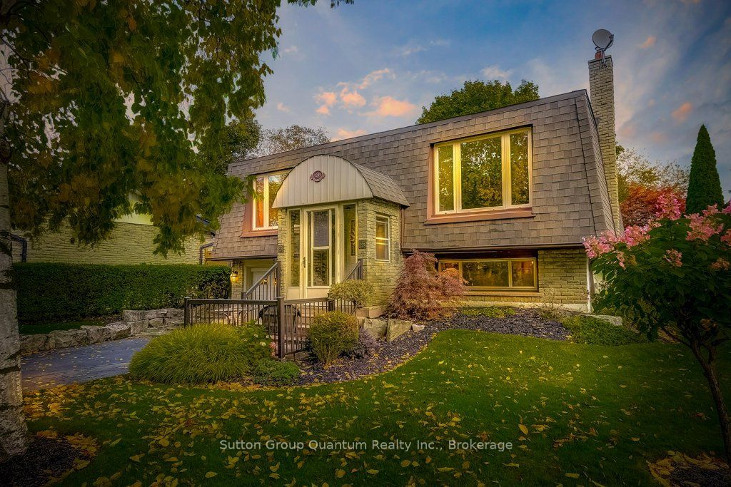 1249 Richards Crescent, Oakville