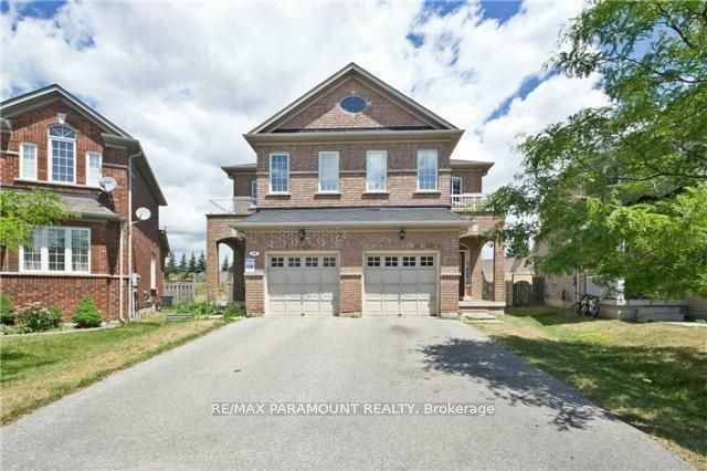 39 Seahorse Avenue, Brampton