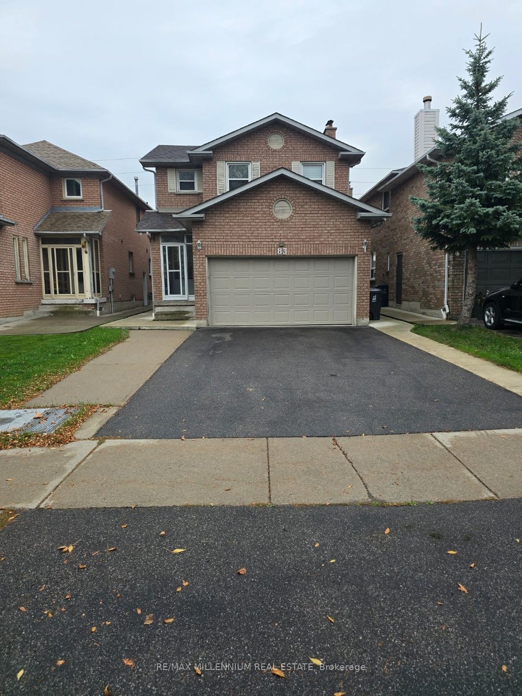 83 Cinrickbar Drive, Toronto W10